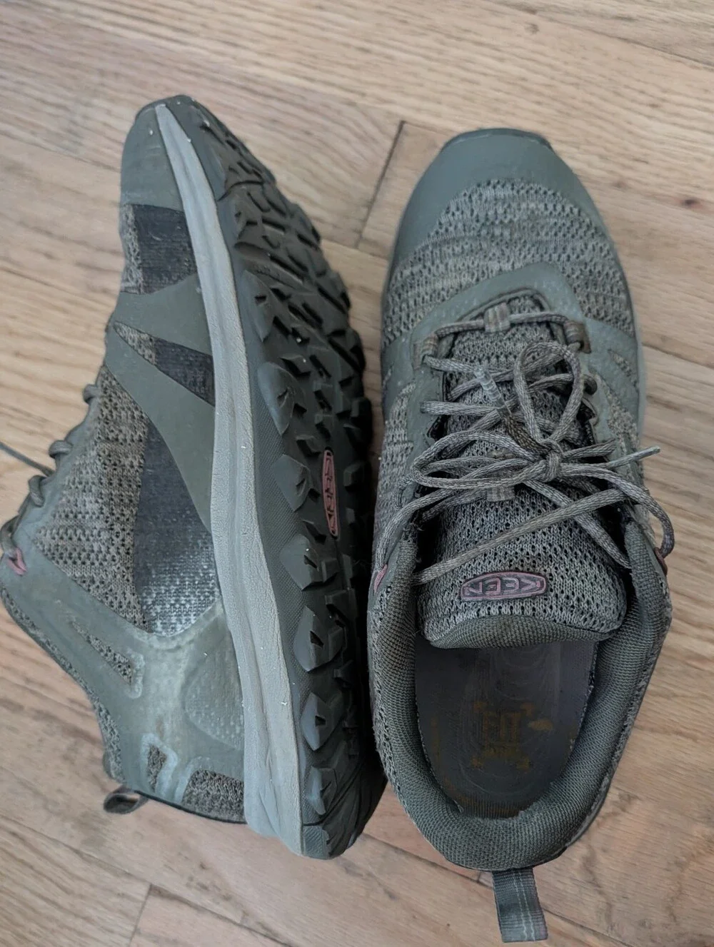KEEN Women’s Terradora II Vent Hiking Shoes Size 7.5 Gray Olive Trail Sneakers